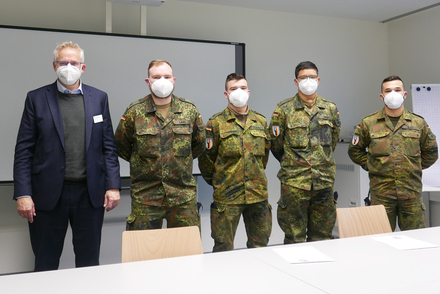 Soldaten der Bundeswehr unterstützen die Pforzheimer Kliniken