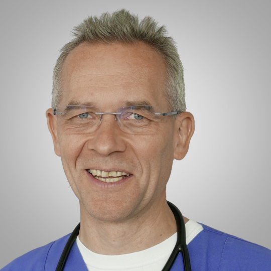 Dr. med. Manfred Krammer, Chefarzt der Inneren Medizin 2